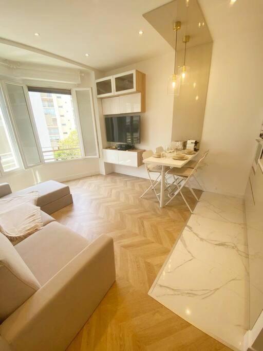 Appartement 2P Idealement Place Juan Les Pins Zewnętrze zdjęcie