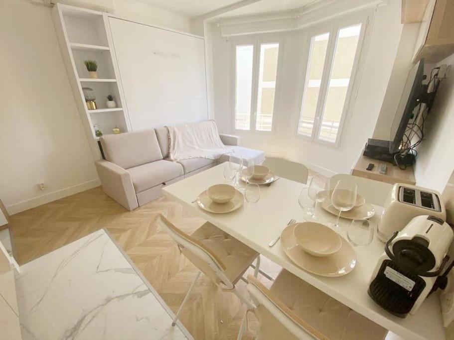 Appartement 2P Idealement Place Juan Les Pins Zewnętrze zdjęcie
